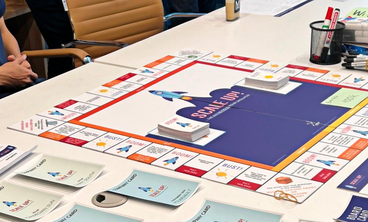 Scale Up! Simulation - How to build a Unicorn startup?